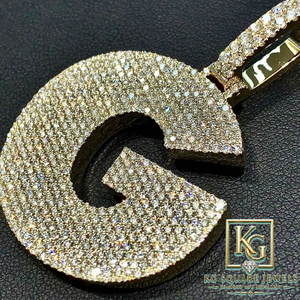 Pendentif lettre G en argent sterling plaqué or, serti de moissanite, style hip-hop, pour soirée - Product Image 1