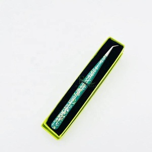 Pince à épiler pour extensions de cils en acier inoxydable à pointe argentée, poignée plate, point d'isolation à 45 degrés / Couleur pailletée verte / Emballage en boîte cartonnée - Product Image 5