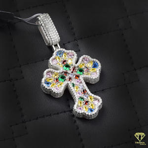 Pendentif en diamant de laboratoire de qualité supérieure avec un design de collier de bijoux streetwear hip hop de luxe - Product Image 6