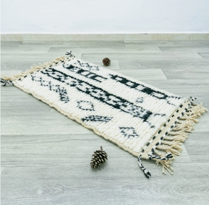 Tapis noué marocain de luxe noir et blanc en coton, noué à la main, rembourré, résistant aux taches, antidérapant, pour prière, salon, hôtel, à poils longs - Product Image 2