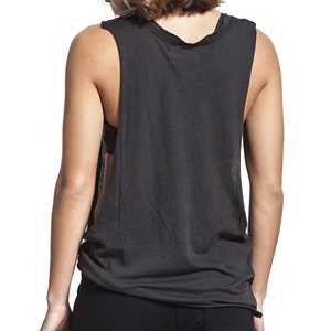 Camiseta sin mangas de entrenamiento de gimnasio para mujer, chaleco de entrenamiento de culturismo con tirantes, camiseta de mujer de último diseño con logotipo personalizado - Product Image 2