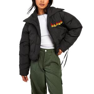 Nouvelle conception, vente en gros, manteau d'hiver réversible à capuche avec fermeture éclair et logo, veste matelassée pour femmes de haute qualité - Product Image 1