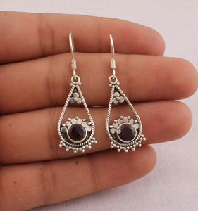 Wholesale 925 <b>Sterling</b> <b>Silver</b> Natural Red Garnet Dangle Earrings Vintage Handcrafted Twisted <b>Wire</b> Open Teardrop Wedding Party - Product Image 2