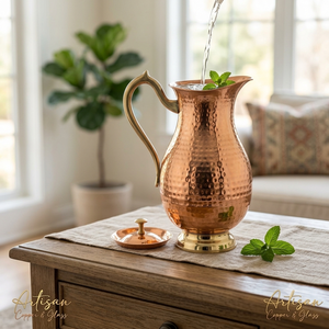 Carafe à eau artisanale en cuivre martelé avec couvercle, poignée et base en laiton, carafe à eau ayurvédique en cuivre pur - Product Image 4