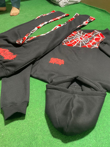 ชุดเซ็ตเสื้อฮู้ดดี้และเสื้อสเวตเชิ้ตผู้ชายแบบสองชิ้น สไตล์สตรีทแวร์สีพื้นสำหรับฤดูหนาว ออกแบบโดย ODM - Product Image 2