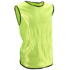 Wholesale Soccer <b>Bibs</b> Custom Made Private Label Soccer <b>Bib</b> In Solid Color Sleeveless Crew Neck <b>Training</b> <b>Bibs</b> - Product Image 3