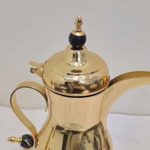 Juego de cafetera árabe KAMRAN Royal Finish con base calentadora a juego, tetera decorativa de estilo medioriental con remate de mármol negro, 0.5L - Product Image 2