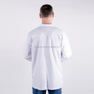 เสื้อกาวน์แพทย์สีขาว GW สำหรับผู้ชาย ผ้าทวิล ปักลายตามสั่ง ตรวจจับรอยขาดได้ ขนาด XS-XXL ผลิตที่ฮานอย เวียดนาม - Product Image 3