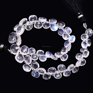 Piedra Lunar Arcoíris Blanca Natural Premium, Facetada en Forma de Corazón, Hilo de 8 Pulgadas, 5.5-10 mm, Suelta para Joyería, Certificada por Terceros - Product Image 2