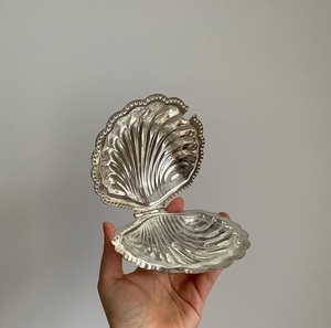 Luxury Gold Shell Metal Tray Decorative Jewelry <b>Holder</b> Coastal Style Accent Dish Premium Home Decor hot selling shell inspired - Product Image 2