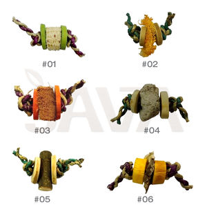 Juguetes Masticables para Animales Pequeños, para Hámsters y Conejos, Bocaditos de Malvavisco, Paquete de 6 - Product Image 2