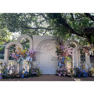 Un elegante telón de fondo para eventos con un tema de mariposas y flores - Product Image 4