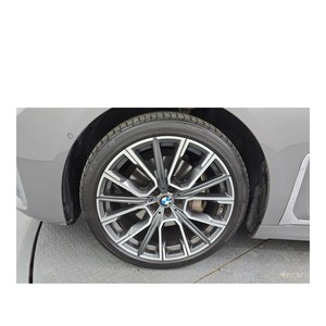 BMW Serie 7 740i M Sport, Modelo Abril 2021, con 92,512 km, Volante a la Izquierda, Caja de Cambios Automática - Product Image 5