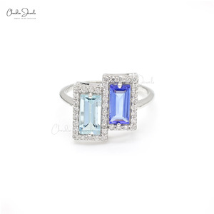 Anillo llamativo de tanzanita y aguamarina con corte baguette natural de 8x4mm y halo de diamantes en oro blanco macizo de 14k, proveedor mayorista - Product Image 1