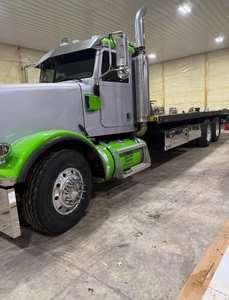 Tracteur routier poids lourd haute performance 6x4 avec cabine couchette diesel pour le transport de marchandises - Product Image 3