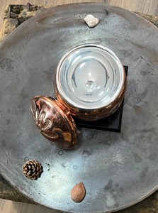 Seau à glace vintage en métal finition cuivre avec couvercle et pince, idéal pour la décoration de bar, le service de fête et les cadeaux - Product Image 6