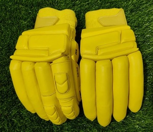 Fabricant de gants de cricket sur mesure avec logo personnalisé, service OEM, vente en gros directe d'usine pour les marques et les distributeurs - Product Image 3