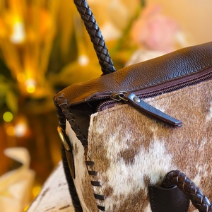 Sac de voyage en cuir véritable 100% avec imprimé animalier en fourrure naturelle, sac de week-end et de nuit en cuir de vachette marron et blanc, sac Speedy - Product Image 4