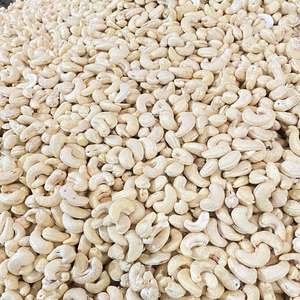 Noix de cajou de qualité supérieure, norme ISO, origine Vietnam Santigo - Product Image 1