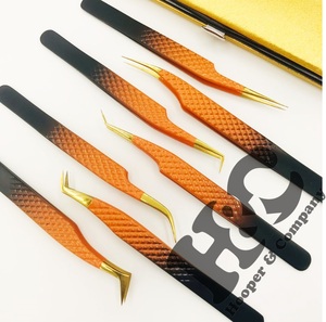 Nuevas pinzas de Hello Kitty, pinzas para extensión de pestañas de Hello Kitty, pinzas para extensión de pestañas con punta negra y plateada, logotipo de visón sostenible - Product Image 5