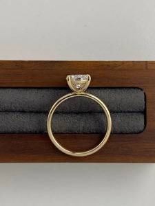 แหวนเพชรทรงรี 2.3 กะรัต คุณภาพพรีเมียม เพาะเลี้ยงในห้องปฏิบัติการ รับรองโดย IGI ตัวเรือนทองคำขาว 14K แหวนหมั้นสำหรับผู้หญิง ของขวัญเครื่องประดับ - Product Image 2