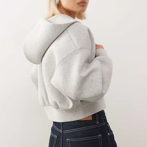 Sweat-shirt à capuche gris zippé pour femme, manches longues, décontracté, en polaire légère avec poche, pour la vente en gros de vêtements - Product Image 2