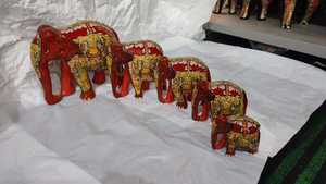 Elefante Decorativo de Papel Maché de Cachemira, Elefante Artesanal de Cachemira, Escultura de Elefante Pintada a Mano de Cachemira - Product Image 4