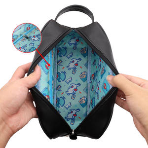 Sac de toilette portable en cuir grande capacité, personnalisé, imperméable, pour hommes et femmes, à prix bas. - Product Image 5