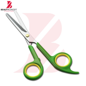 Ciseaux de coiffure dégradés à double couleur vert et jaune avec manche en plastique, 6,75 pouces, pour usage professionnel en salon - Product Image 3