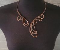Collier en cuivre réglable avec un magnifique pendentif martelé, bijoux légers et tendance pour un usage quotidien