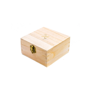 Boîte à bijoux en bois naturel artisanale avec couvercle, design rectangulaire classique personnalisé, organisateur de rangement à charnières pour usage domestique - Product Image 3