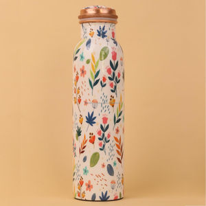 Bouteille en cuivre à imprimé floral de fabrication indienne, bouteille d'eau ayurvédique pour cadeau, disponible à un prix raisonnable depuis l'Inde - Product Image 4