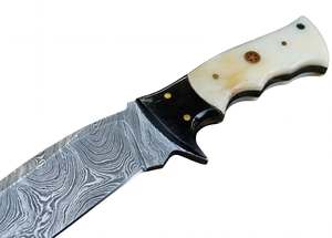 Couteau de camping extérieur personnalisé en acier Damas fait main avec manche en os de chameau et Micarta, lame fixe - Product Image 5