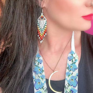 Collier d'oiseaux perlé fait main, style chic et tendance : Ensemble de bijoux floraux bohèmes pour mariage, fête, Noël, anniversaire - Product Image 1