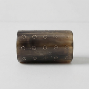 Verre à shot en corne de buffle sculpté à la main, écologique, de qualité supérieure, fabriqué en Inde, à prix avantageux chez REHMAN CRAFT - Product Image 4
