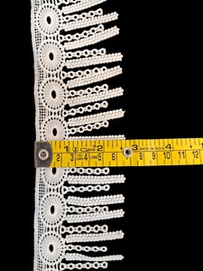 Flecos de Macramé de Poliéster Blanco al por Mayor de Fábrica – Cinta de Encaje Colgante de Ganchillo Estilo Boho para Ropa y Decoración del Hogar - Product Image 3