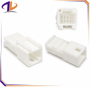 1565804-1 Boîtier de connecteur de faisceau de câbles automobile en cuivre mâle 8 broches compatible, en nylon, 12V, 0,64 mm, non étanche - Product Image 1