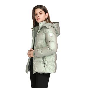 Blouson matelassé vert clair à capuche, col montant, fermeture éclair, coupe-vent, style décontracté, coupe régulière - Product Image 2