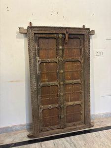 Puerta Antigua de Madera Maciza Tallada a Mano con Marco Tallado, Puerta Principal de Lujo para Villas, Restaurantes, Hoteles y Hogares - Product Image 2