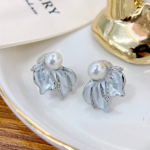 Pendientes de Clip Pequeños y Únicos con Diseño de Flores de Haitang, Flores de Viento, Nieve, Luna y Estrella, Lindos y Finos, Producto Nuevo - Product Image 2