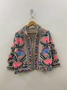 Chaqueta Bomber Bordada Suzani, Bordada a Máquina, Forro de Algodón Tejido, Ropa de Invierno Ecológica y Transpirable - Product Image 4