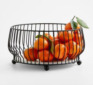 Cesta de Frutas Geométrica Moderna de Hierro, Diseñada para Apartamentos Urbanos y una Presentación Atractiva de Alimentos Saludables - Product Image 5