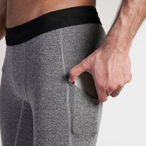Leggings de compression pour hommes, de haute qualité, pour l'entraînement et le fitness, taille élastique, séchage rapide, noir et blanc, vente en gros sur mesure - Product Image 4