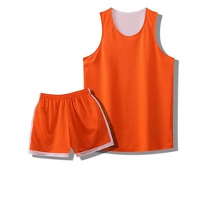 Ensemble Maillot et Short de Basketball Personnalisé en Gros – Tenue d'Équipe par Sublimation, Séchage Rapide, Léger, en Polyester – Kit Sportif - Product Image 5