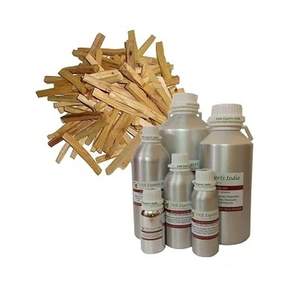 Huile essentielle de bois de santal du Karnataka de haute qualité pour les formulations cosmétiques et les applications de parfumerie - Product Image 1