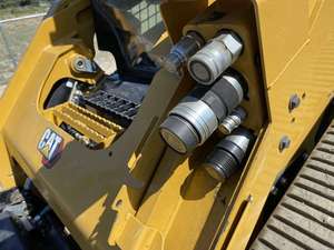 Chargeuse compacte sur chenilles CAT Caterpillar 299D3 XE de 2 tonnes avec chenilles et attache-benne - Product Image 5