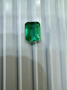 ความหมายและประโยชน์ของหินมรกต คู่มือฉบับสมบูรณ์เกี่ยวกับพลังบำบัดและการพัฒนาทางจิตวิญญาณของหินมรกต - Product Image 3