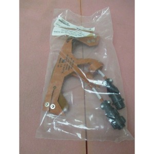 3 AMAT 0020-14013 Bumper End Effector - อุปกรณ์และชิ้นส่วนเซมิคอนดักเตอร์ระดับโลกที่เชื่อถือได้ - Product Image 1
