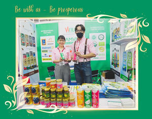 Pour VINUT 330ml jus de raisin rouge naturel de qualité supérieure sans concentré boisson de jus de fruits et de légumes du Vietnam VINUT - Product Image 6