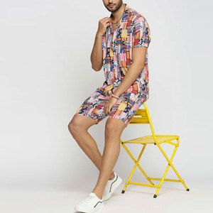 Ensemble T-shirt et short de sport pour homme personnalisé avec logo, côtelé, délavé à l'acide, impression par transfert thermique, meilleur prix - Product Image 5